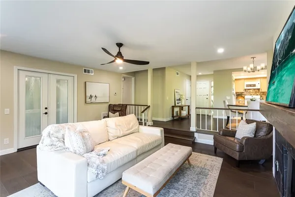 $1,135,998 | 16 Rana, Irvine, CA 92612