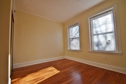 73 Thatcher Street, Unit 302 Brookline, MA 02446 - Photo 5 of 12
