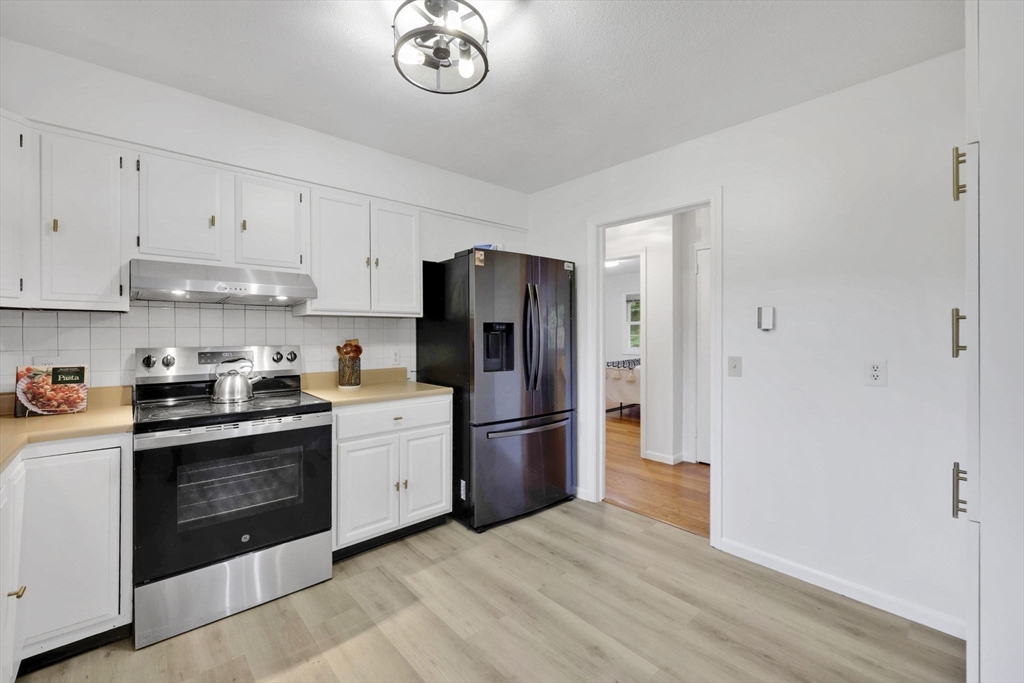 210 Strong Street Amherst, MA 01002 - Photo 15 of 40