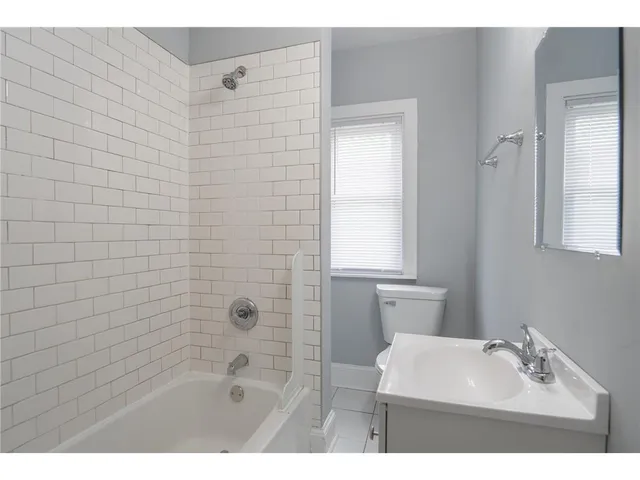 $2,399 | 1317 Reaney Avenue East, St. Paul, MN 55106