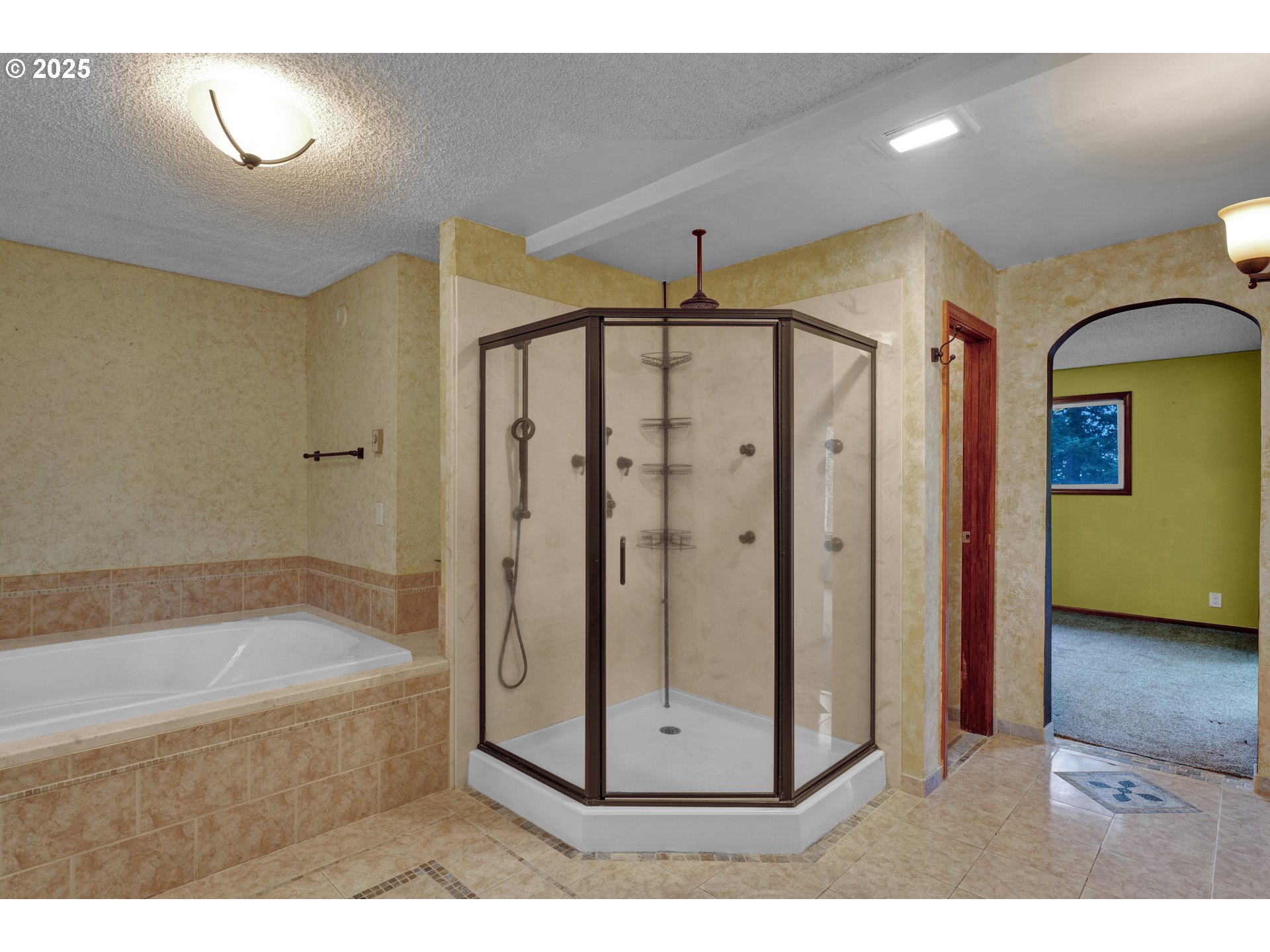 2850 Garfield Street Eugene, OR 97405 - Photo 33 of 46 a bathroom with a glass shower door