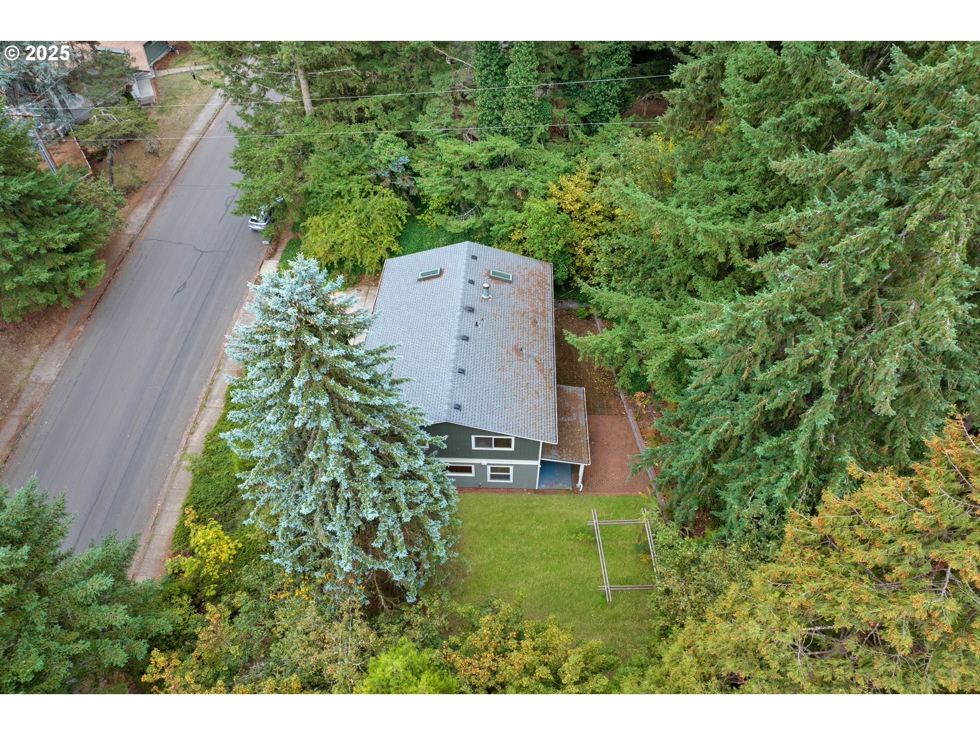 2850 Garfield Street Eugene, OR 97405 - Photo 43 of 46 a view of a house with a yard