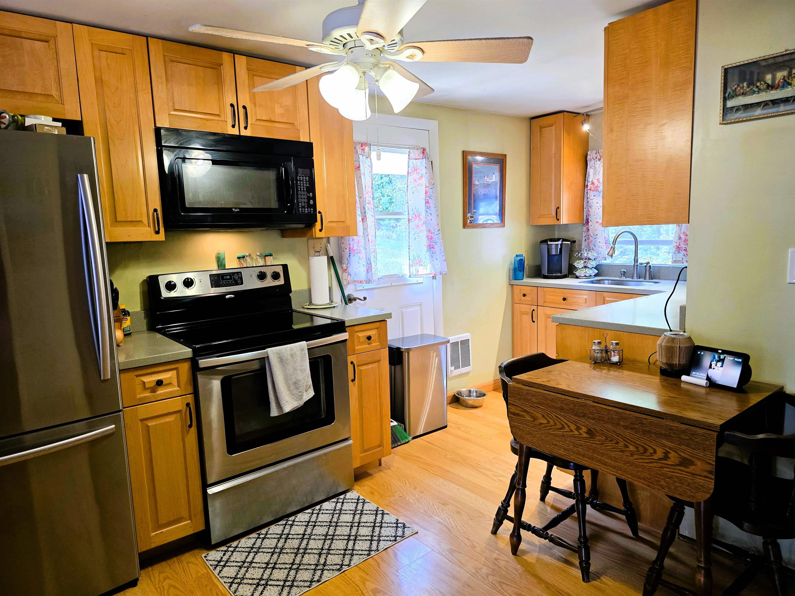 528 Trudeau Road Bethlehem, NH 03574 - Photo 12 of 24 Gallery Image 12
