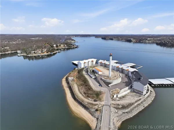 $275,000 | 60 Knox Road, Unit Z202, Rocky Mount, MO 65072