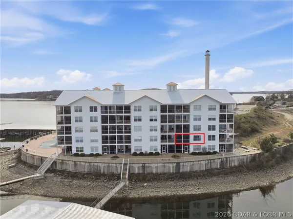 $275,000 | 60 Knox Road, Unit Z202, Rocky Mount, MO 65072