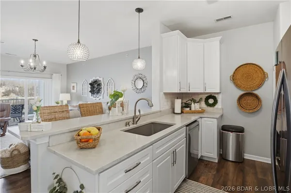 $275,000 | 60 Knox Road, Unit Z202, Rocky Mount, MO 65072