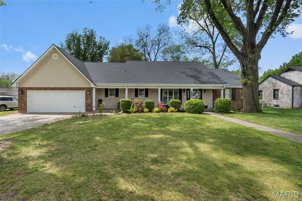 $349,900 | 807 Sikes Avenue, Sikeston, MO 63801