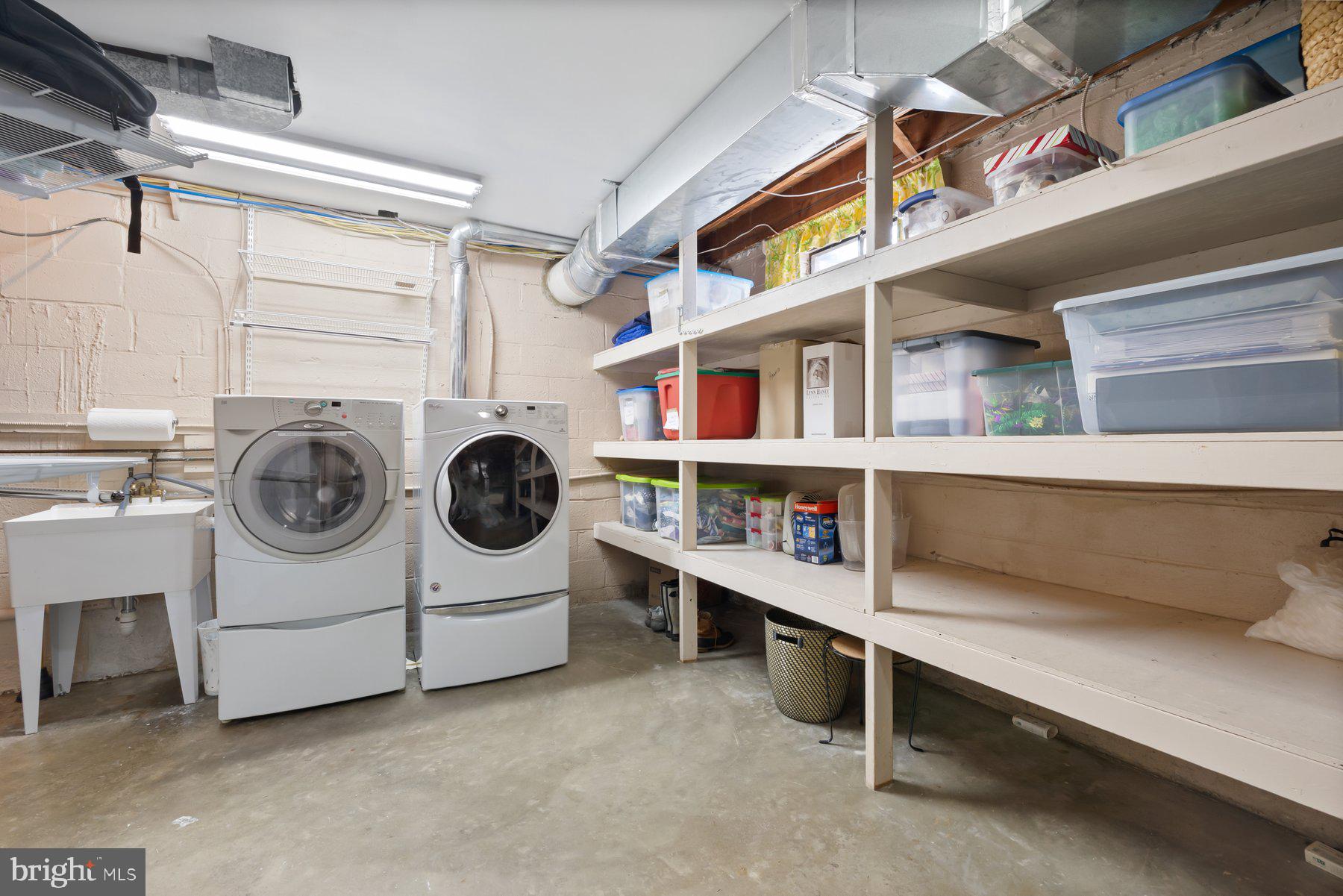 4711 Edgefield Road Bethesda, MD 20814 - Photo 37 of 48 Utility room / storage / Laundry