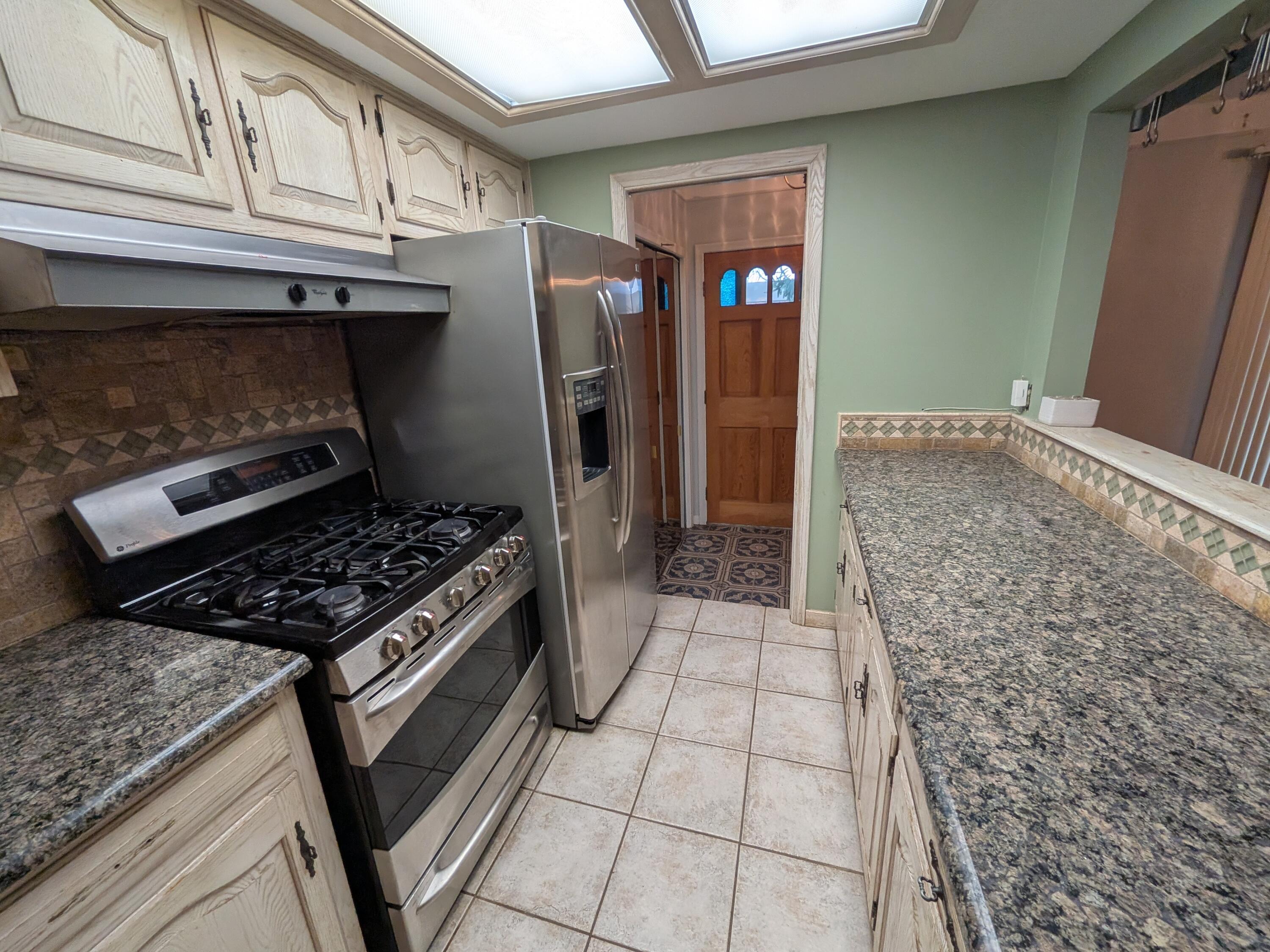 11235 Common Road Warren, MI 48093 - Photo 7 of 21 PXL_20260113_173659809