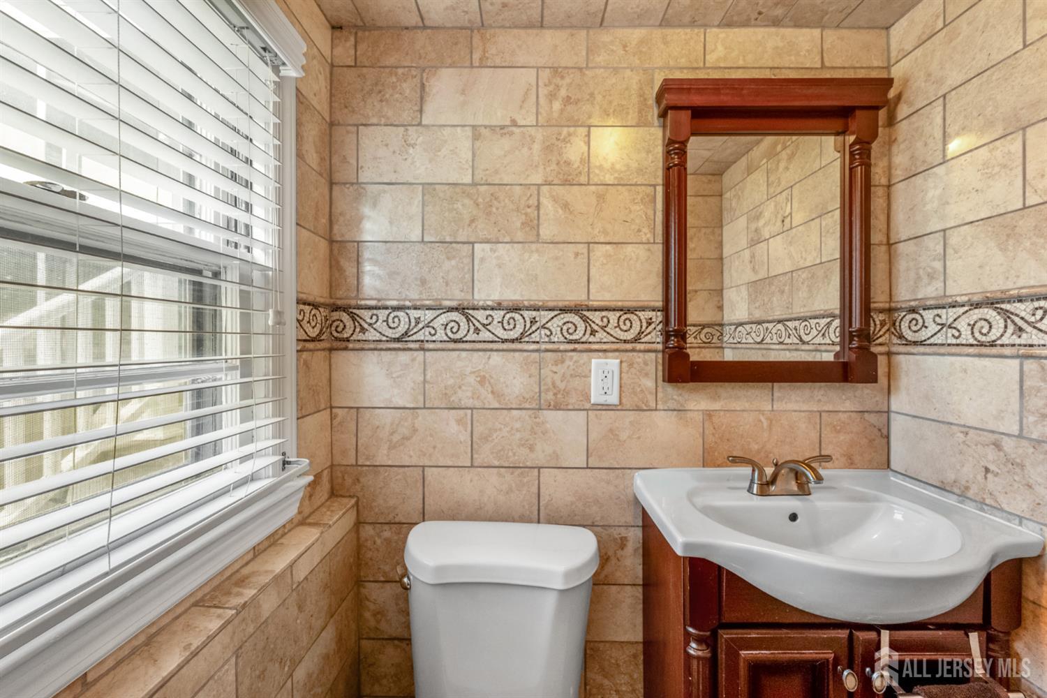701 Denninger Road North Plainfield, NJ 07063 - Photo 15 of 24