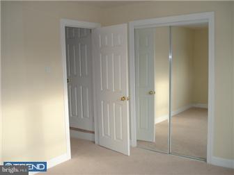 427 Holly Road Yeadon, PA 19050 - Photo 6 of 12 Bedroom 2