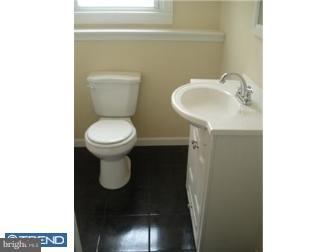 427 Holly Road Yeadon, PA 19050 - Photo 9 of 12 Bathroom