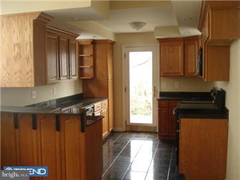 427 Holly Road Yeadon, PA 19050 - Photo 10 of 12 Kitchen