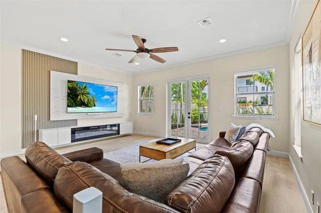 $999,000 | 1121 Northeast 14th Avenue, Fort Lauderdale, FL 33304