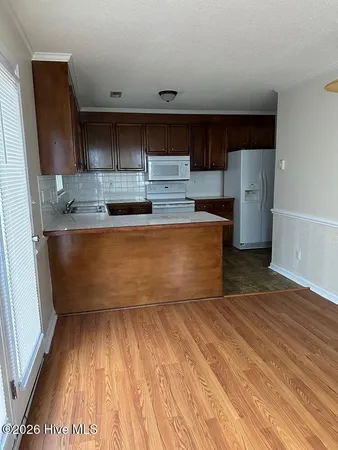 $1,050 | 3822 Sterling Pointe Drive, Unit L1, Winterville, NC 28590