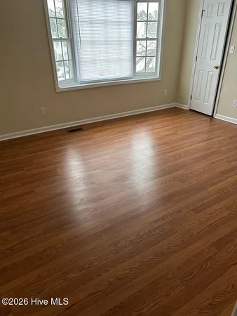 $1,050 | 3822 Sterling Pointe Drive, Unit L1, Winterville, NC 28590