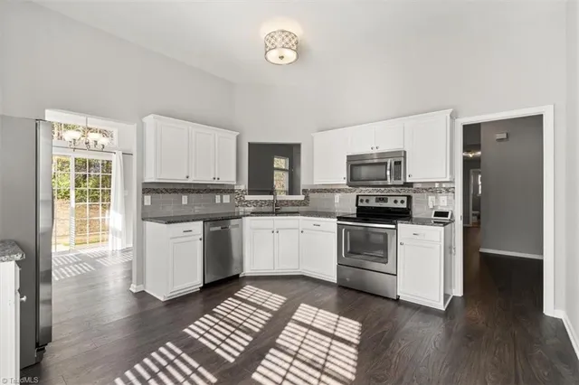 $365,000 | 2203 Oakhurst Court, Kannapolis, NC 28081