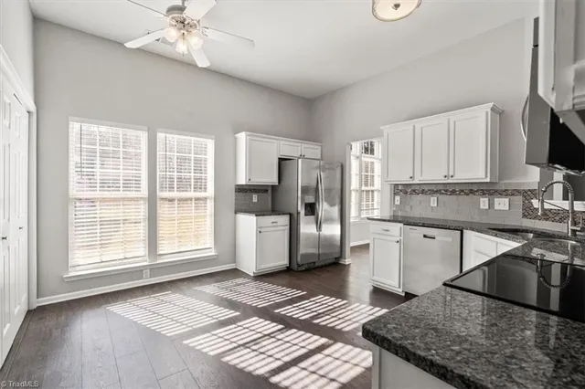 $365,000 | 2203 Oakhurst Court, Kannapolis, NC 28081