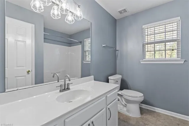 $365,000 | 2203 Oakhurst Court, Kannapolis, NC 28081