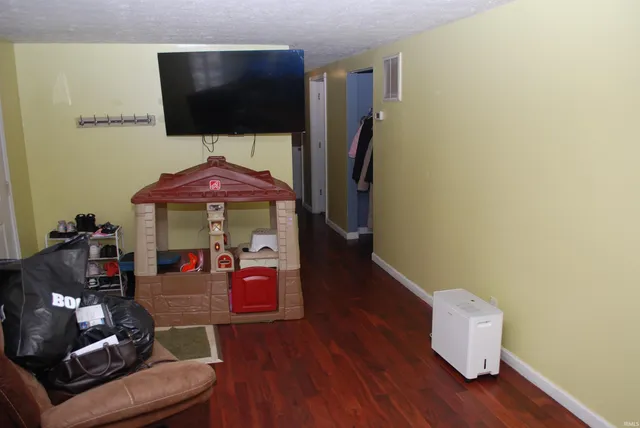 $185,000 | 310 Indiana Avenue, Plymouth, IN 46563