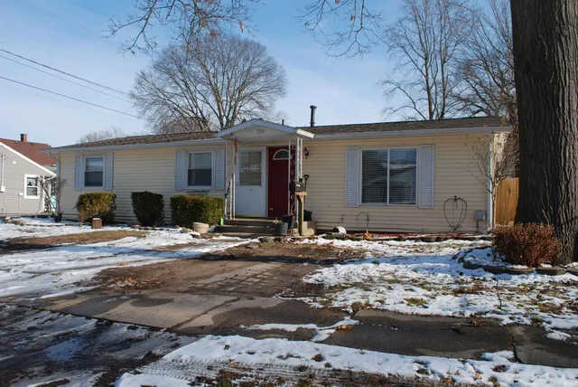 $185,000 | 310 Indiana Avenue, Plymouth, IN 46563