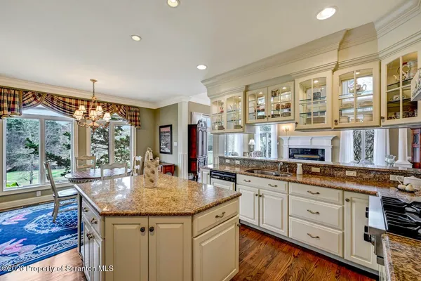 $875,000 | 747 Greens, Dallas, PA 18612