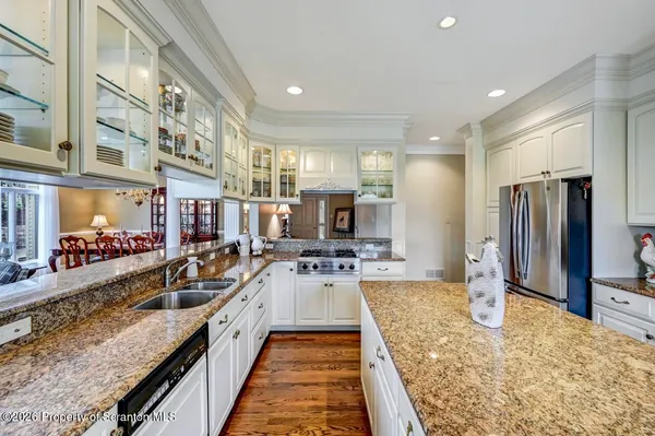 $875,000 | 747 Greens, Dallas, PA 18612