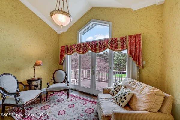 $875,000 | 747 Greens, Dallas, PA 18612