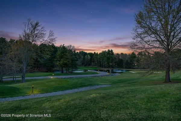 $875,000 | 747 Greens, Dallas, PA 18612