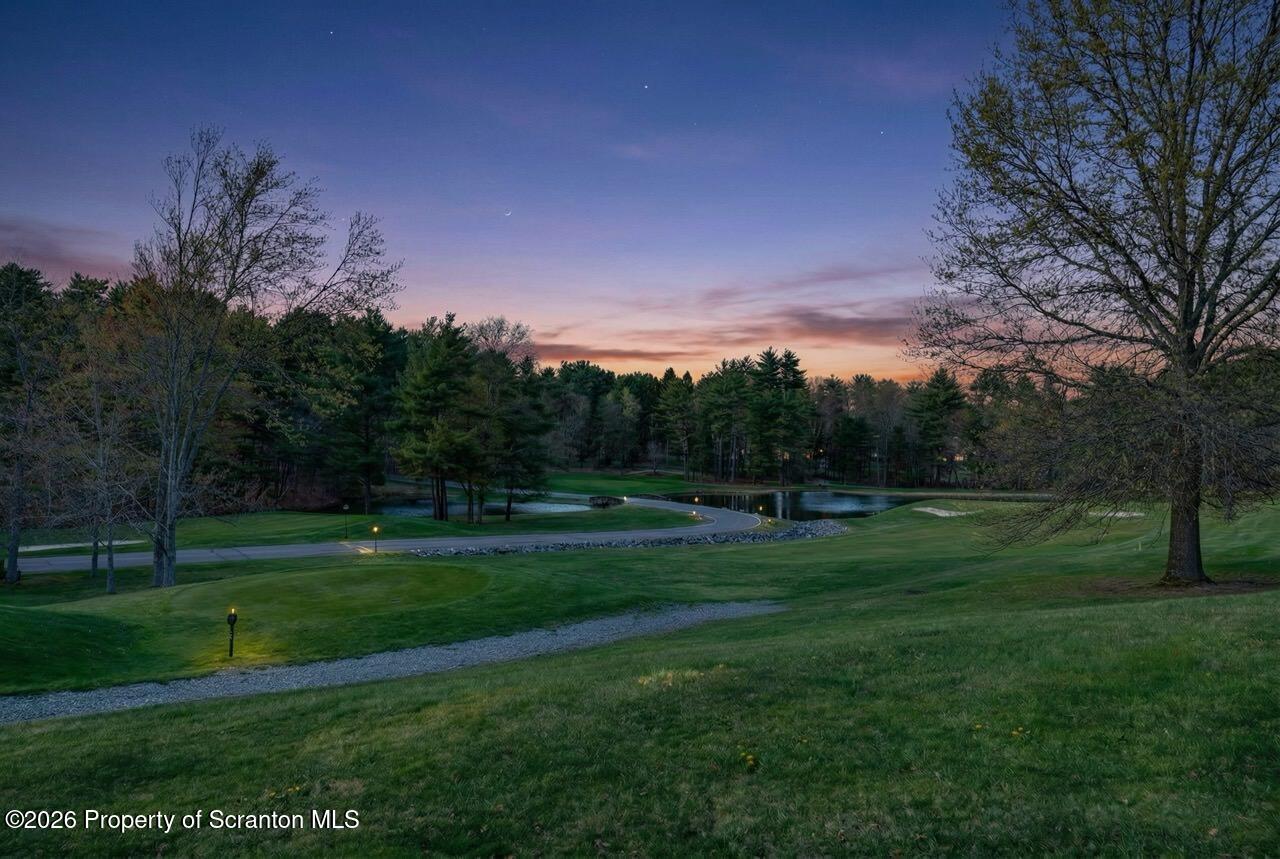 747 Greens Dallas, PA 18612 - Photo 5 of 98 747 Greens 03 Dusk Large