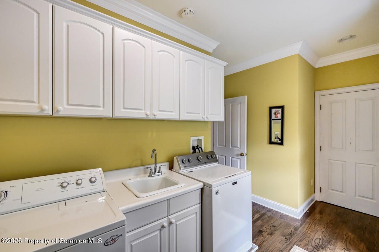 747 Greens Dallas, PA 18612 - Photo 52 of 98 747 Greens 49 Large