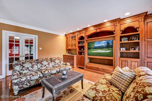 $875,000 | 747 Greens, Dallas, PA 18612