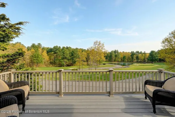 $875,000 | 747 Greens, Dallas, PA 18612