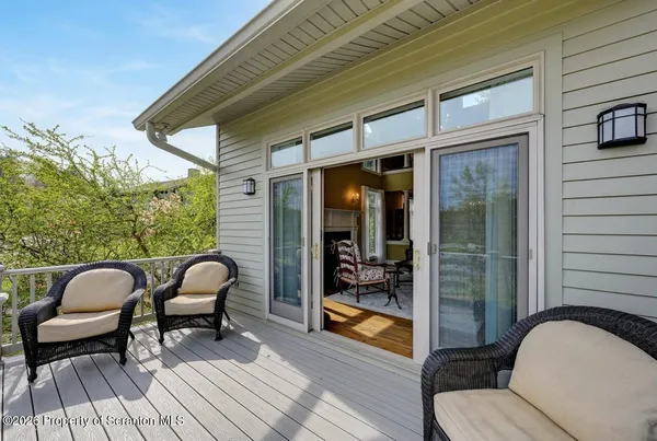 $875,000 | 747 Greens, Dallas, PA 18612