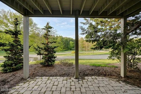 $875,000 | 747 Greens, Dallas, PA 18612