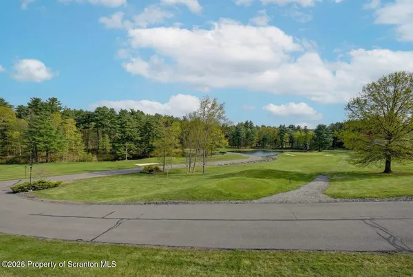 $875,000 | 747 Greens, Dallas, PA 18612