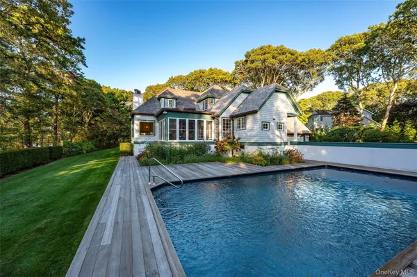 $3,750,000 | 8 Fish Creek Lane, Remsenburg, NY 11960