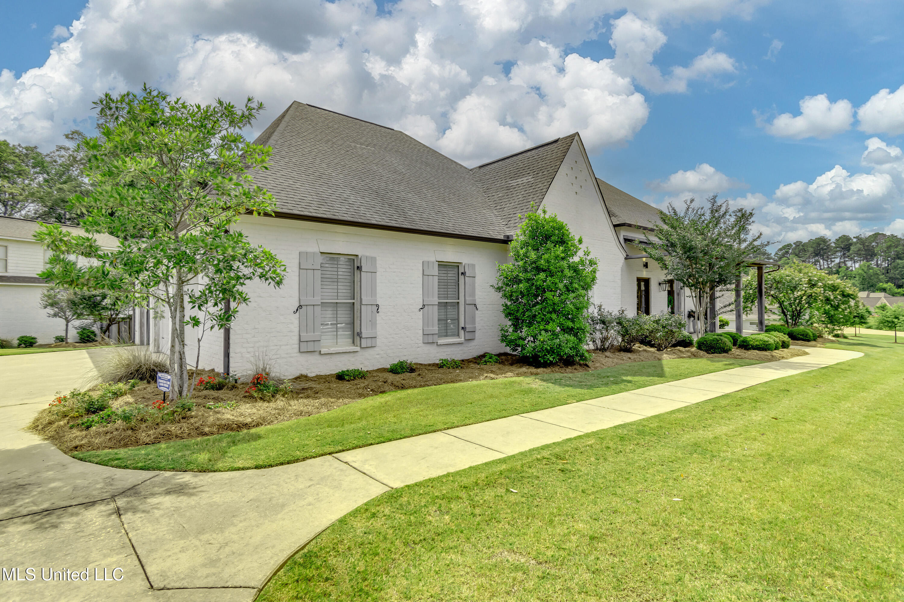 105 Longleaf Lane Madison, MS 39110 - Photo 3 of 83 105 Longleaf Lane-5