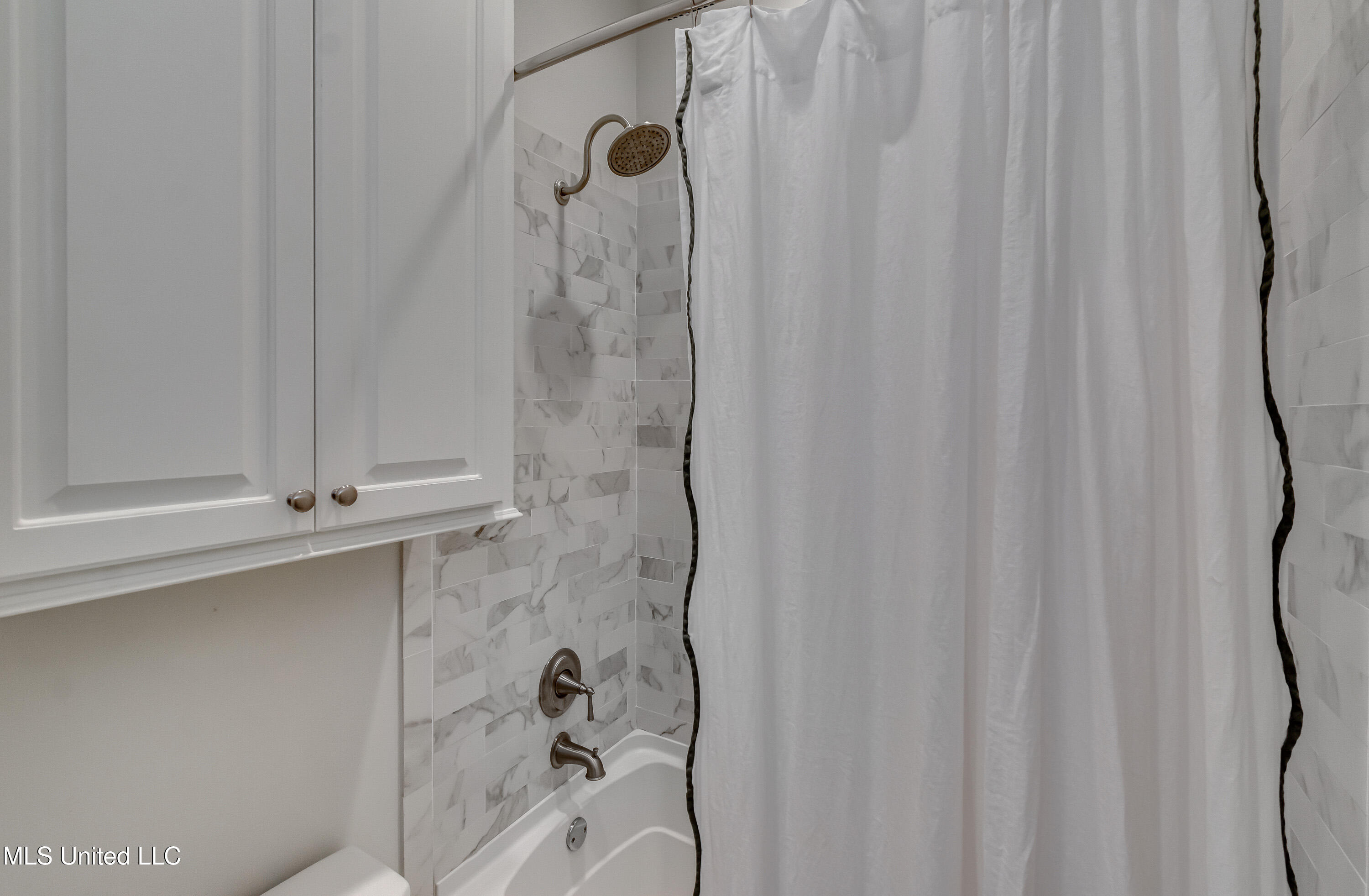 105 Longleaf Lane Madison, MS 39110 - Photo 39 of 83 105 Longleaf Lane-36