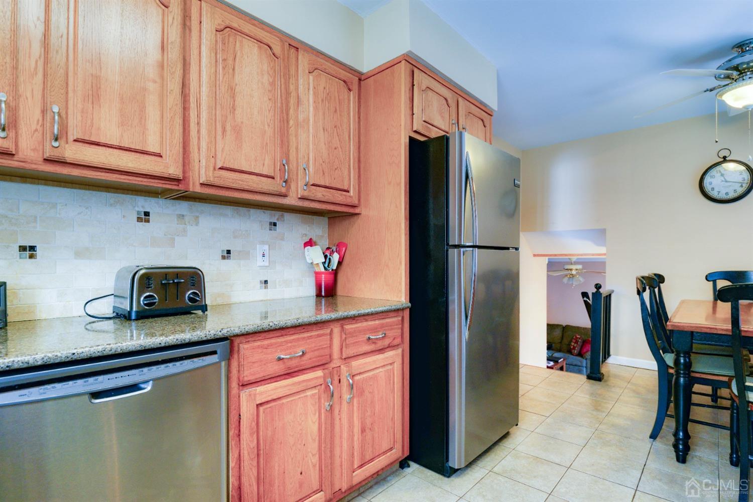 1219 Huron Road North Brunswick, NJ 08902 - Photo 11 of 36 Gallery Image 11