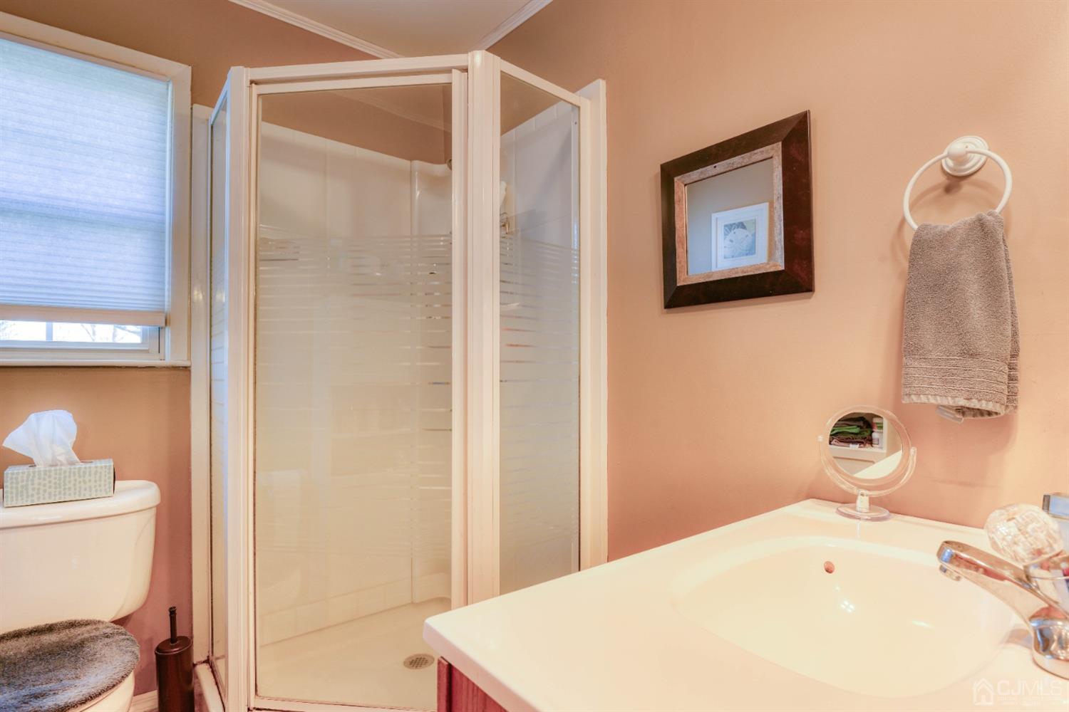 1219 Huron Road North Brunswick, NJ 08902 - Photo 18 of 36 Gallery Image 18