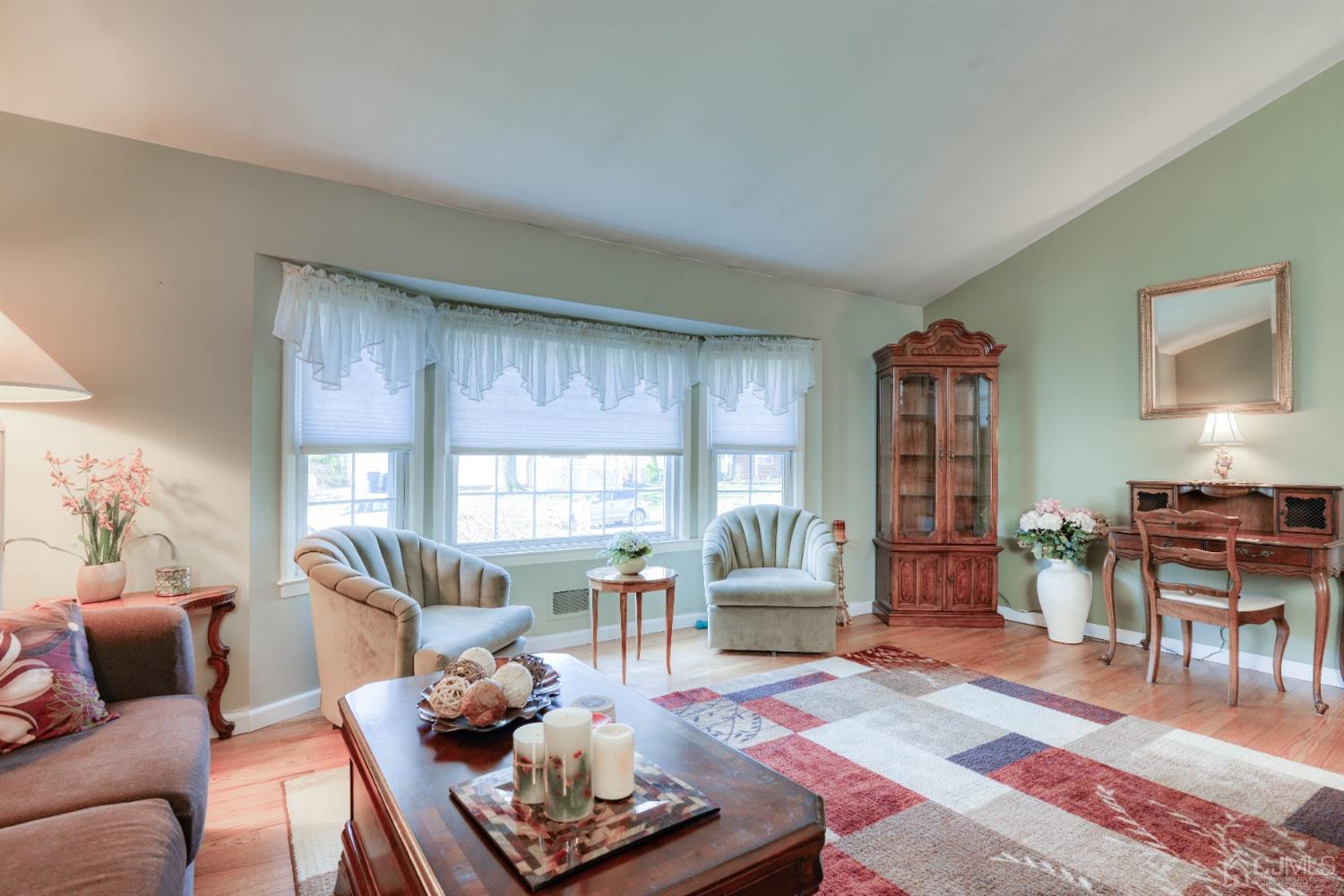 1219 Huron Road North Brunswick, NJ 08902 - Photo 3 of 36 Gallery Image 3