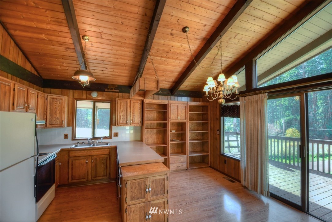 1901 Little Hanaford Road, Unit A Centralia, WA 98531 - Photo 4 of 25 Gallery Image 4
