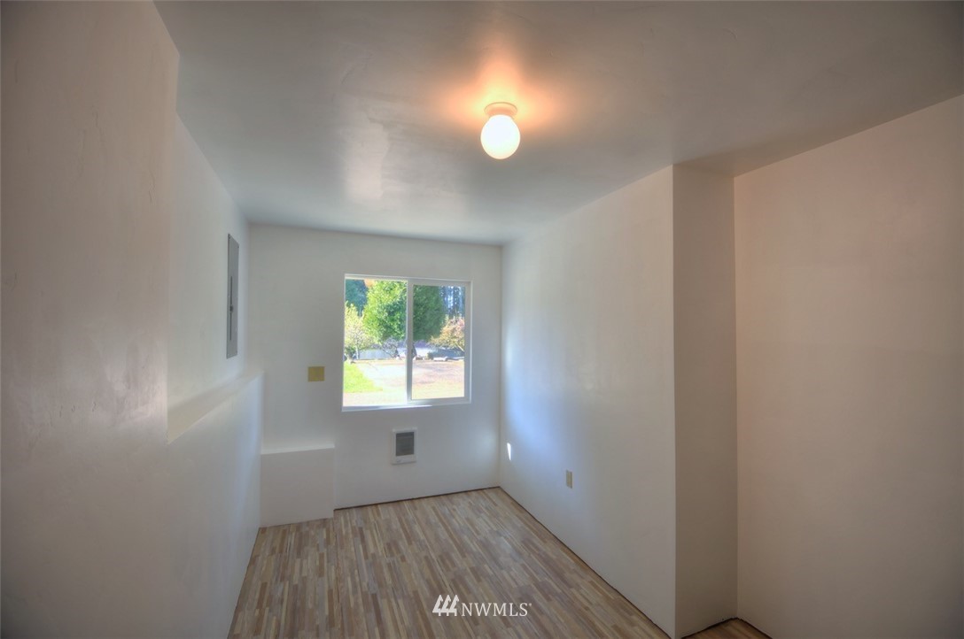 1901 Little Hanaford Road, Unit A Centralia, WA 98531 - Photo 8 of 25 Gallery Image 8