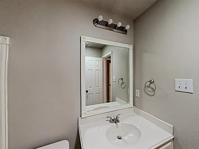 $2,025 | 2006 Brook Meadow Drive, Forney, TX 75126