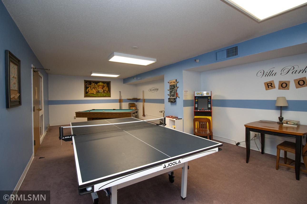 500 County B Road West, Unit 333 Roseville, MN 55113 - Photo 33 of 42