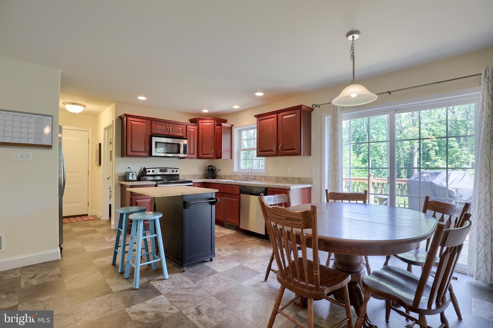 2021 Meadow Ridge Drive Lancaster, PA 17601 - Photo 19 of 67 Gallery Image 19