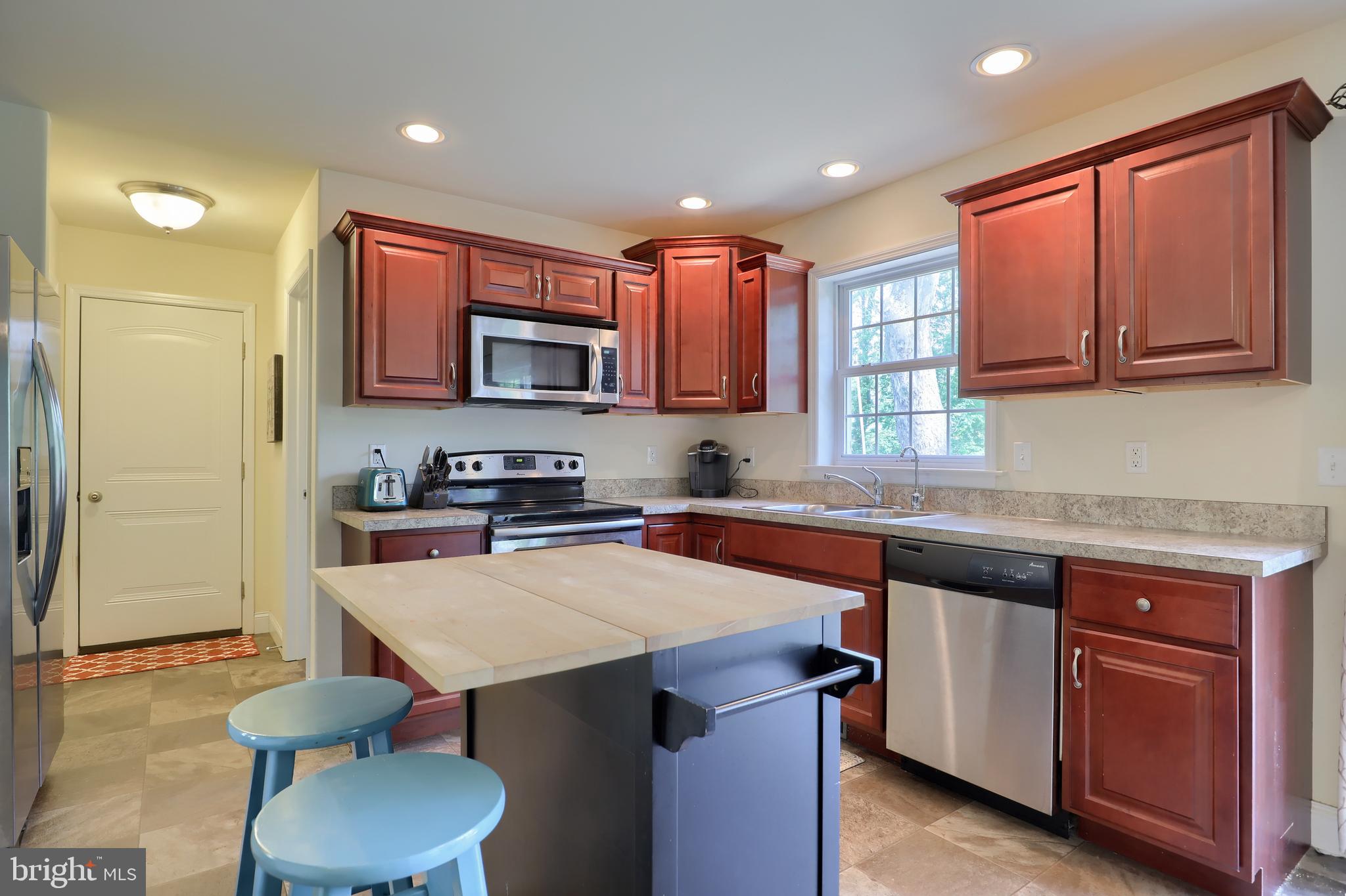 2021 Meadow Ridge Drive Lancaster, PA 17601 - Photo 22 of 67 Gallery Image 22