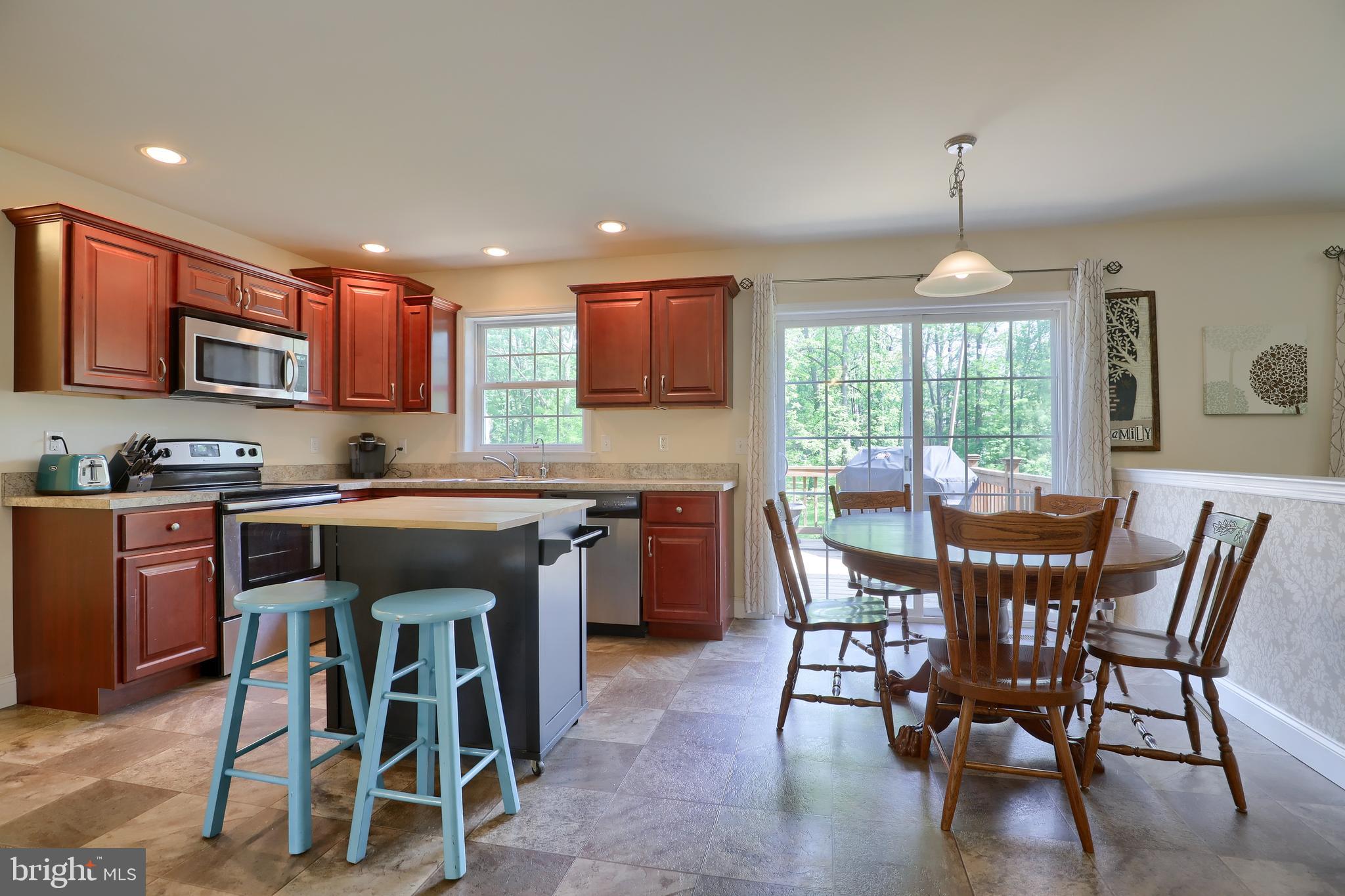 2021 Meadow Ridge Drive Lancaster, PA 17601 - Photo 29 of 67 Gallery Image 29