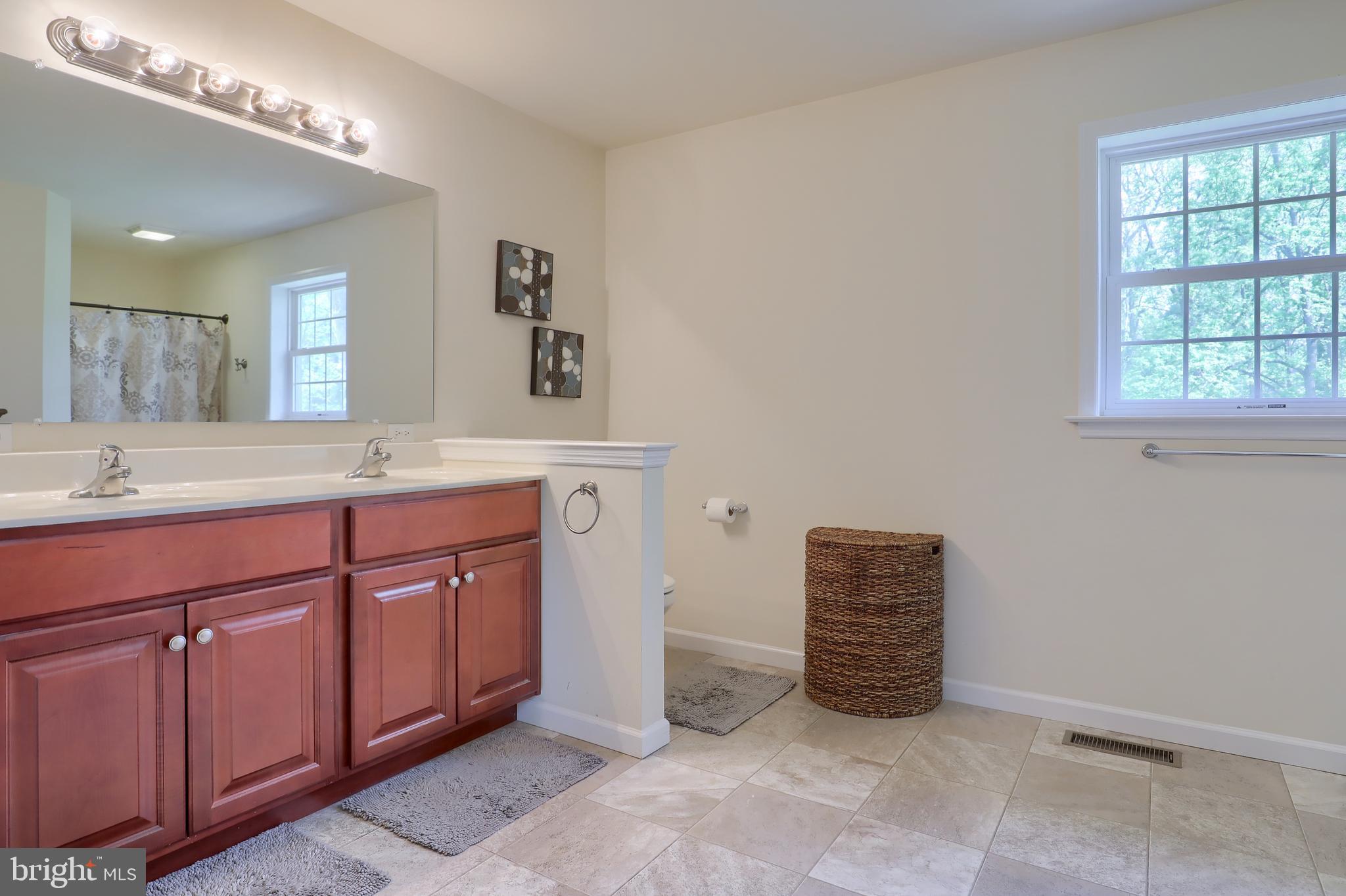 2021 Meadow Ridge Drive Lancaster, PA 17601 - Photo 40 of 67 Gallery Image 40